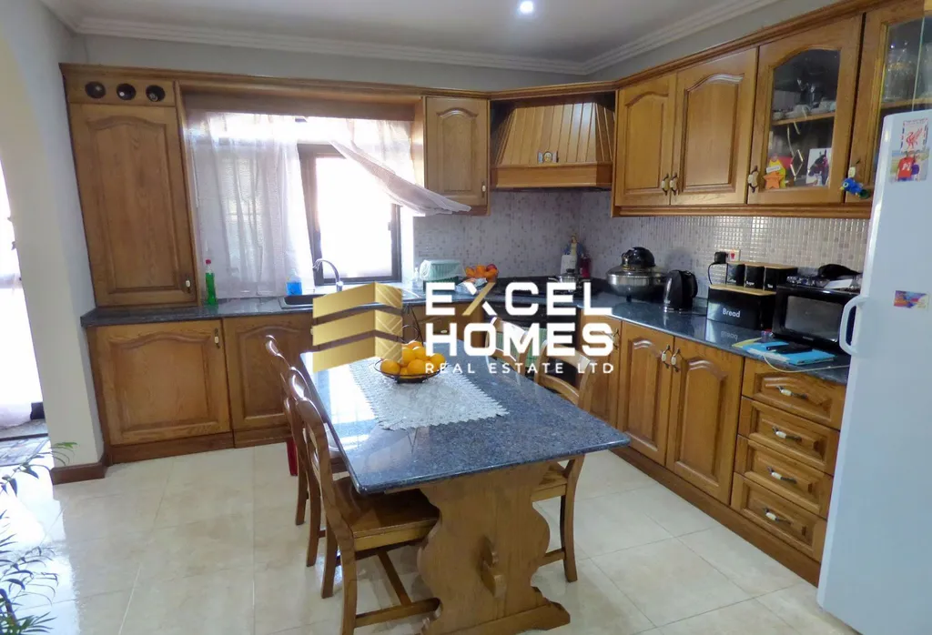 3 bedroom Maisonette in Pembroke, Malta – 25678