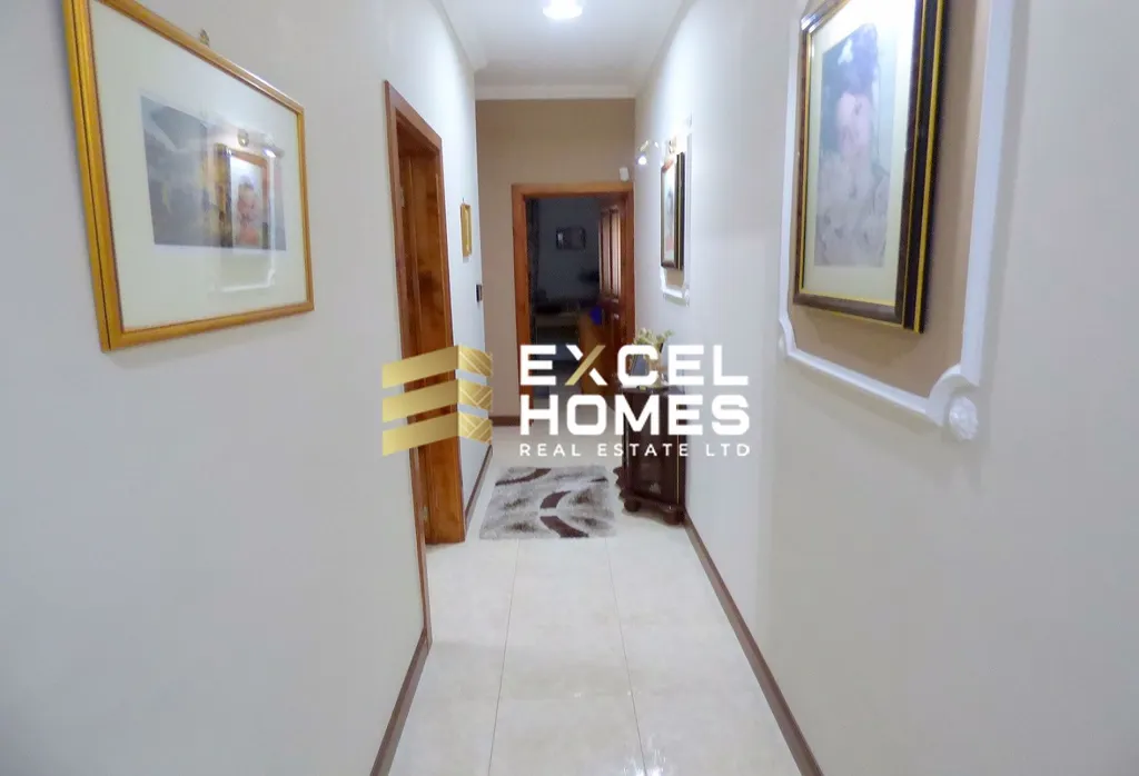 3 bedroom Maisonette in Pembroke, Malta – 25678