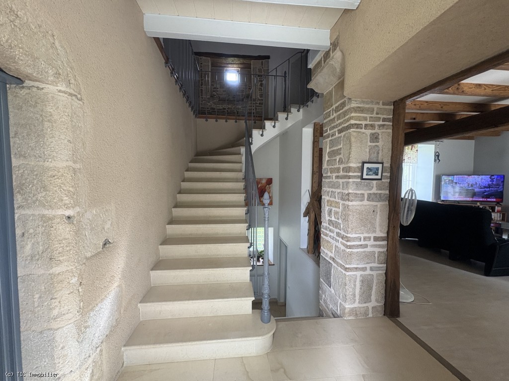 4 bedroom House in Villefagnan, France – r7369