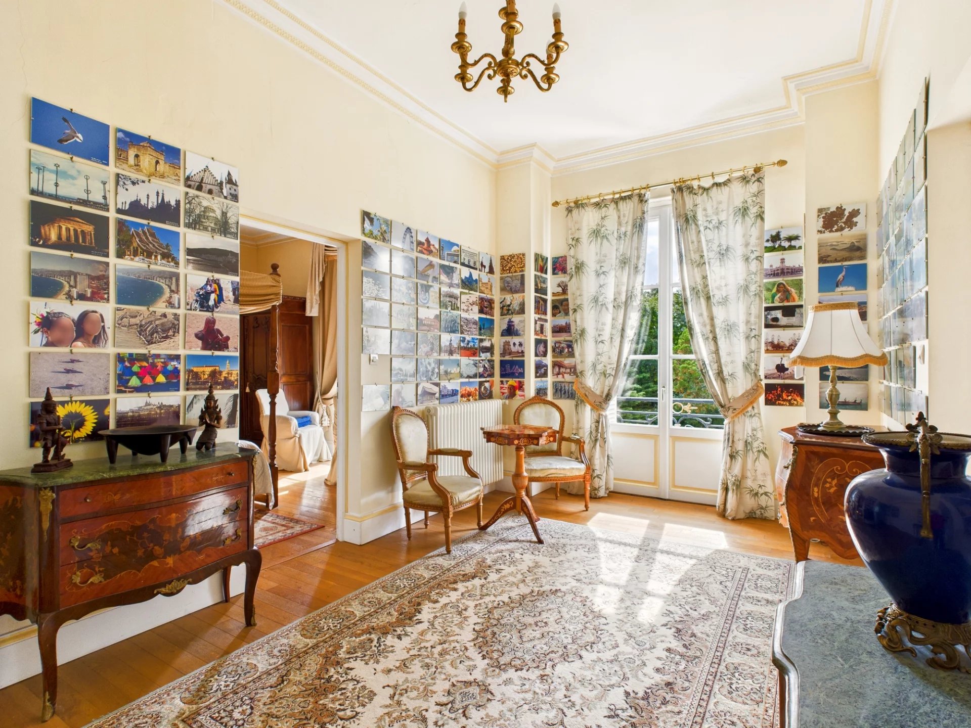 Exceptional Château with Caretaker’s House, Guesthouse, Landscaped Grounds, Lake, and Pool, Centre – France – BVI81935