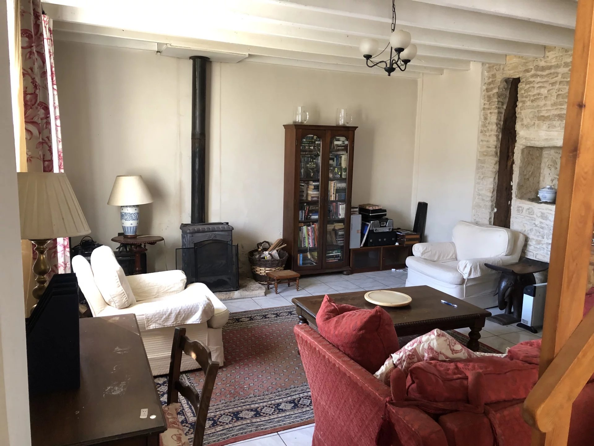 Stone property comprising 3-bed house, two attached cottages and outbuildings, Poitou-Charentes – France – BVI81418