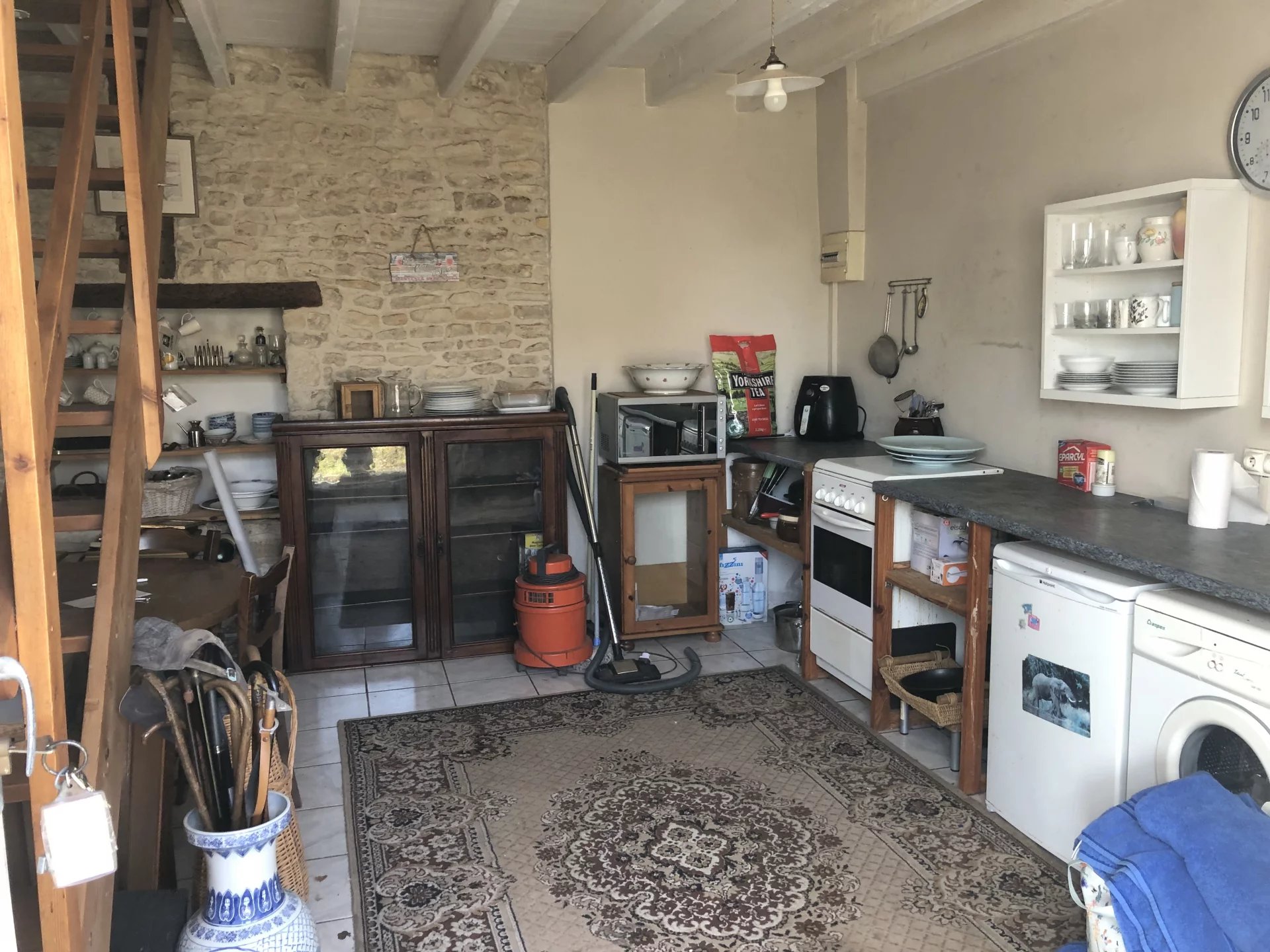 Stone property comprising 3-bed house, two attached cottages and outbuildings, Poitou-Charentes – France – BVI81418