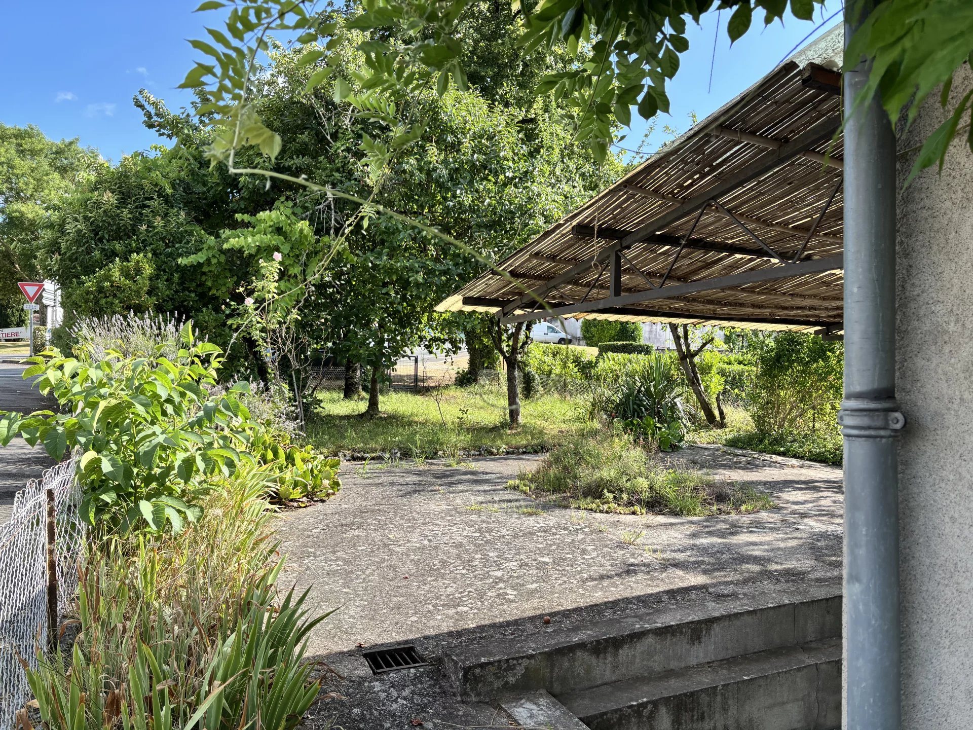 120m² village house plus attached barn, Aquitaine – France – BVI81888