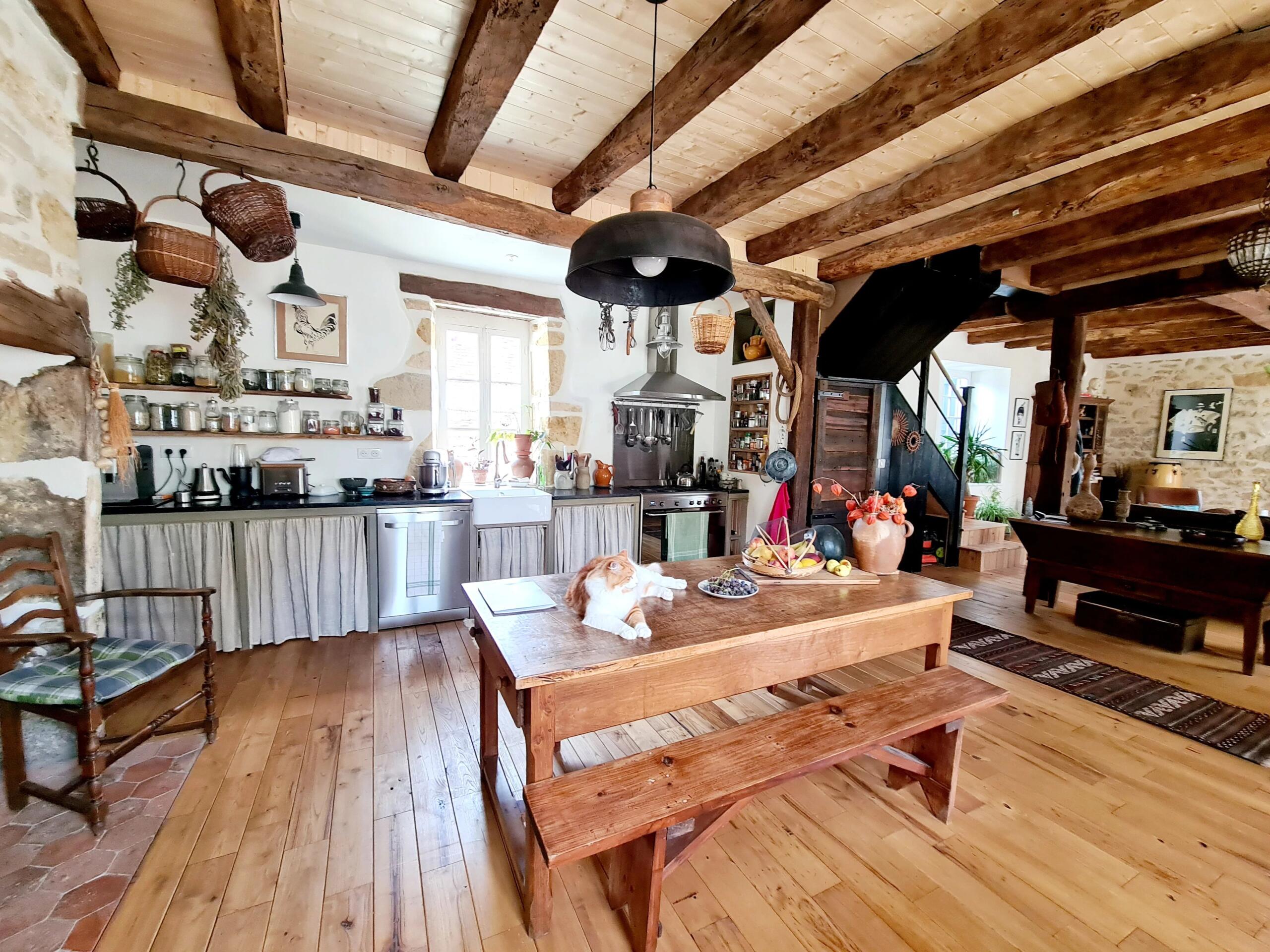 Charming 2 bedroom village house near Gourdon, Lot, Midi-Pyrénées – France – BVI82857