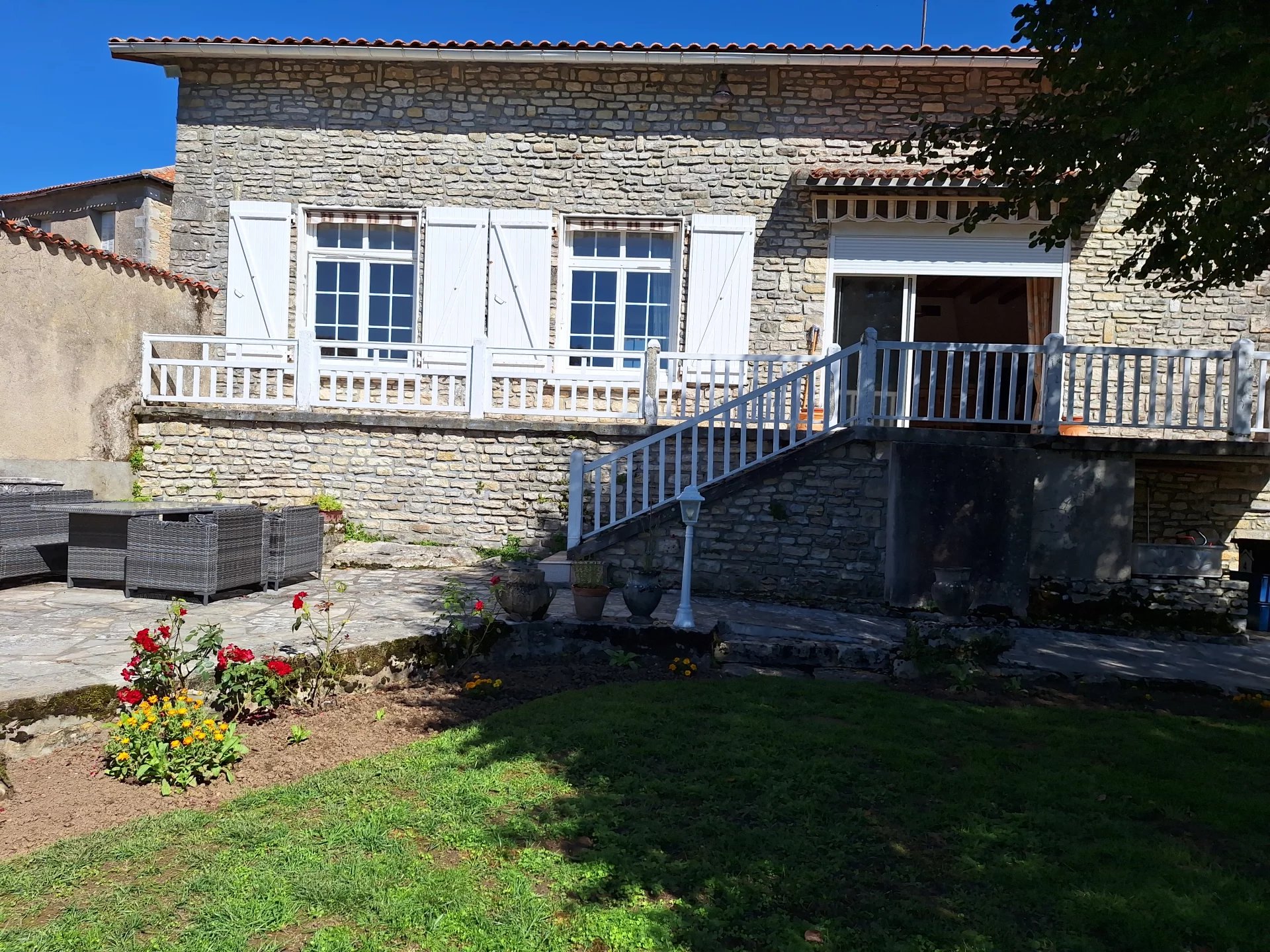 Spacious detached village home, Poitou-Charentes – France – BVI82840