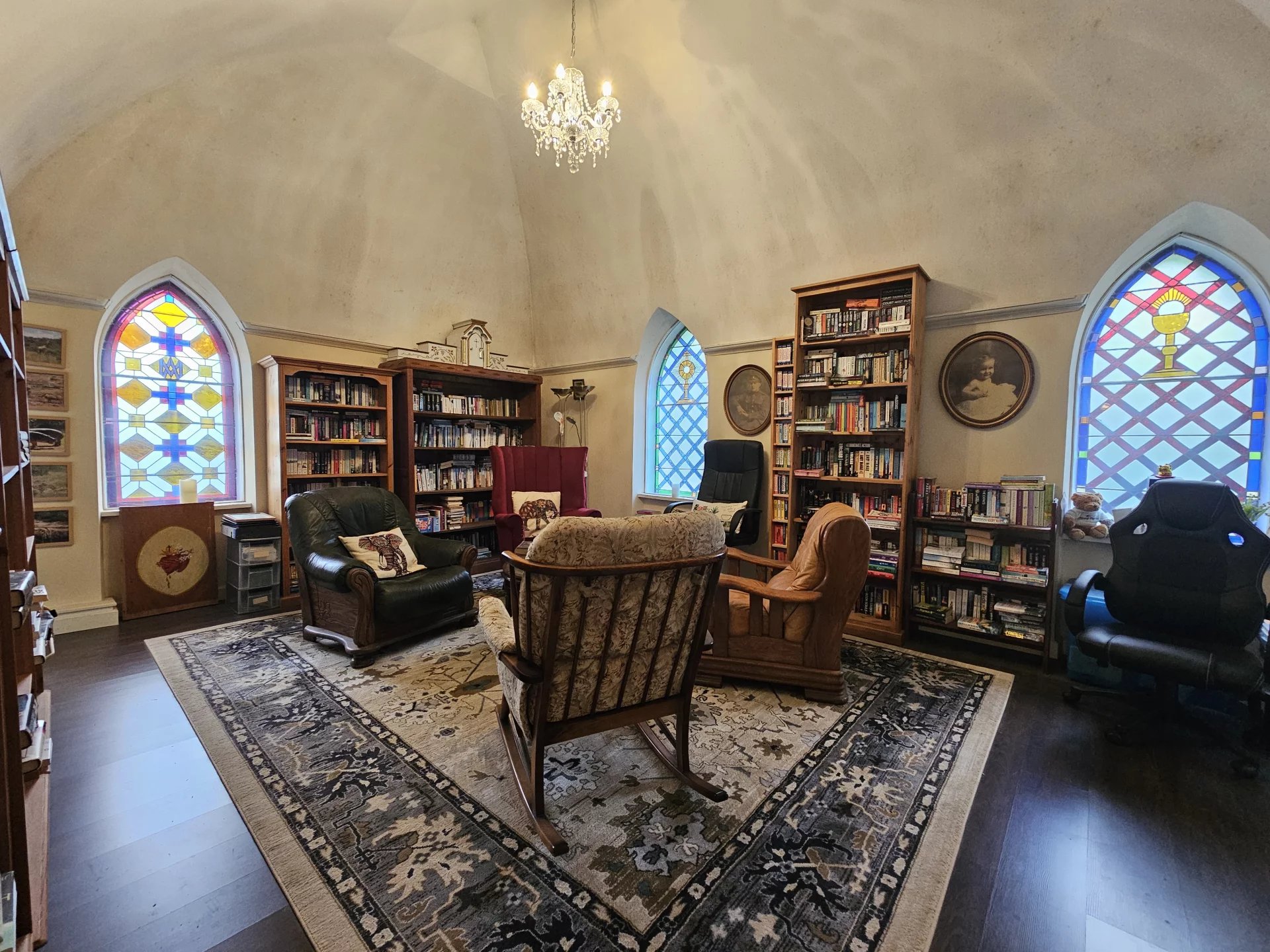 Historic Charm Meets Modern Comfort, Poitou-Charentes – France – BVI81831