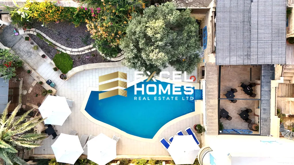 5 bedroom Farmhouse in Gharb, Malta – 64221