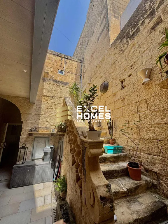 Character House in Siggiewi, Malta – 64185