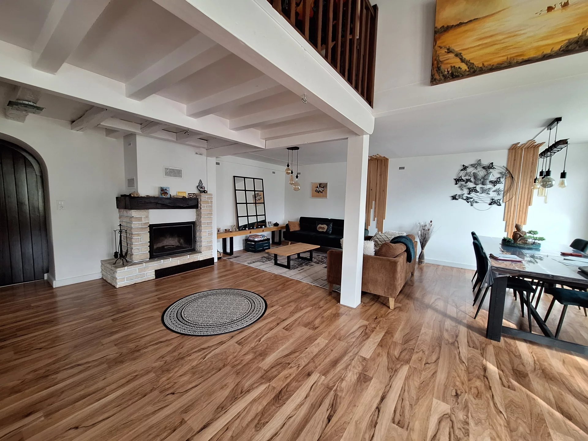 Beautiful rural home with small lake, Poitou-Charentes – France – BVI82714