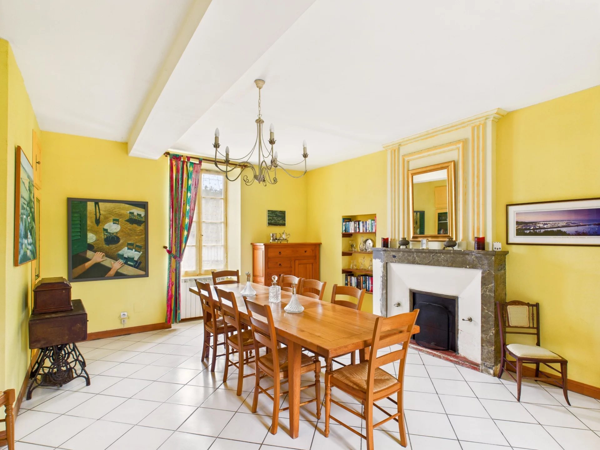 Elegant period property, Poitou-Charentes – France – BVI81994