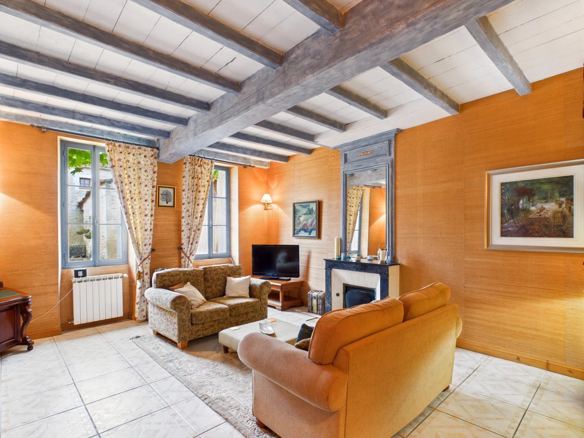 Elegant period property, Poitou-Charentes – France – BVI81994