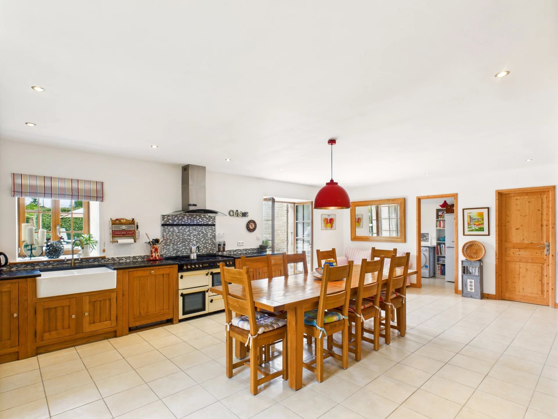 Elegant period property, Poitou-Charentes – France – BVI81994