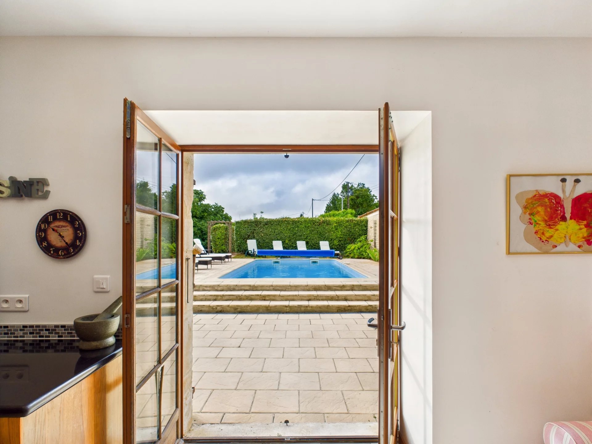 Elegant period property, Poitou-Charentes – France – BVI81994