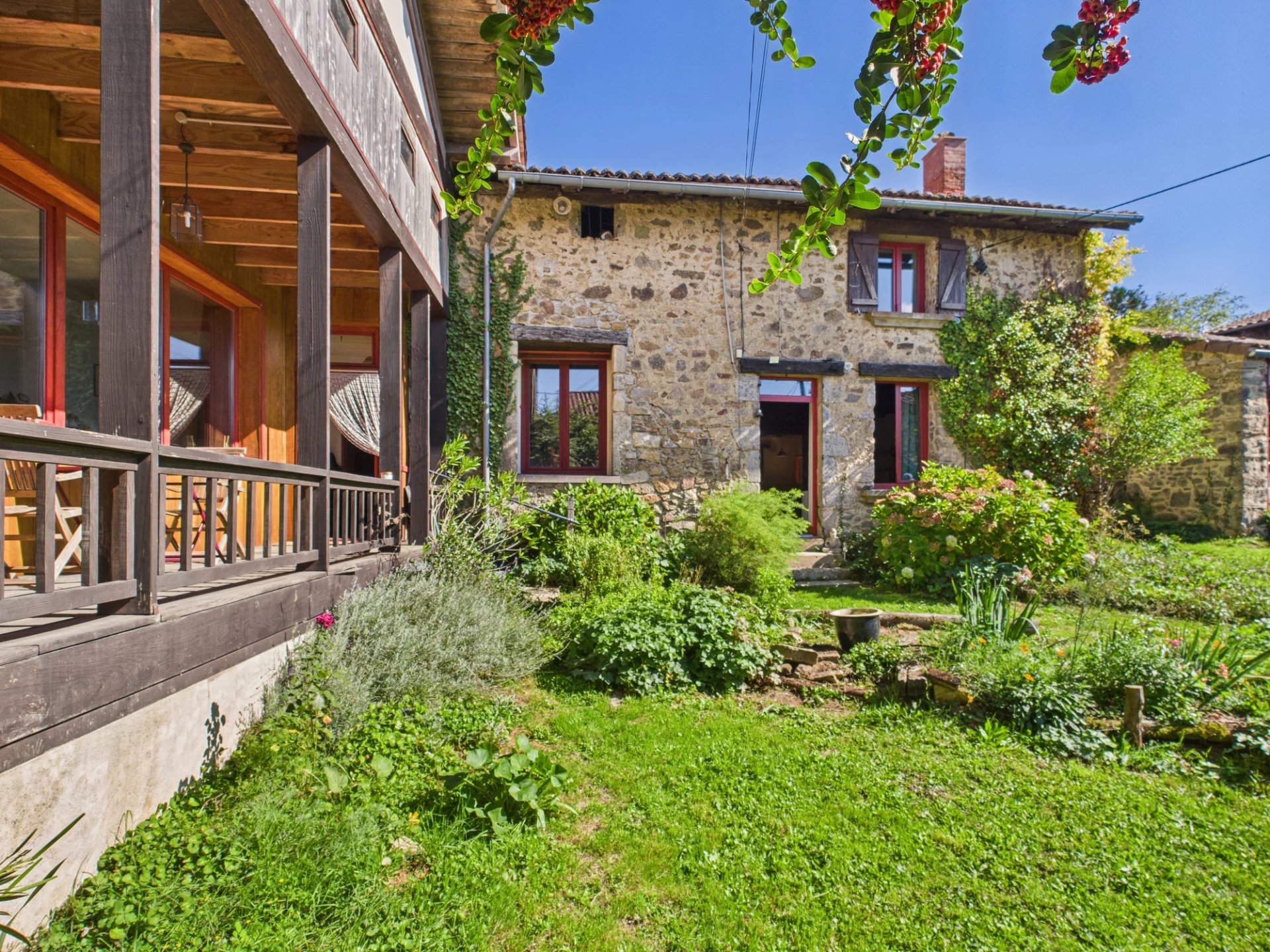 Eco-friendly house with guest house and outbuildings, Limousin – France – BVI82871