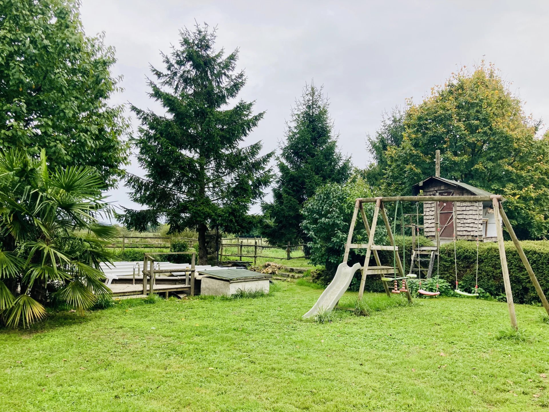 Country House with Guest House, Stables and Potential, Poitou-Charentes – France – BVI82911