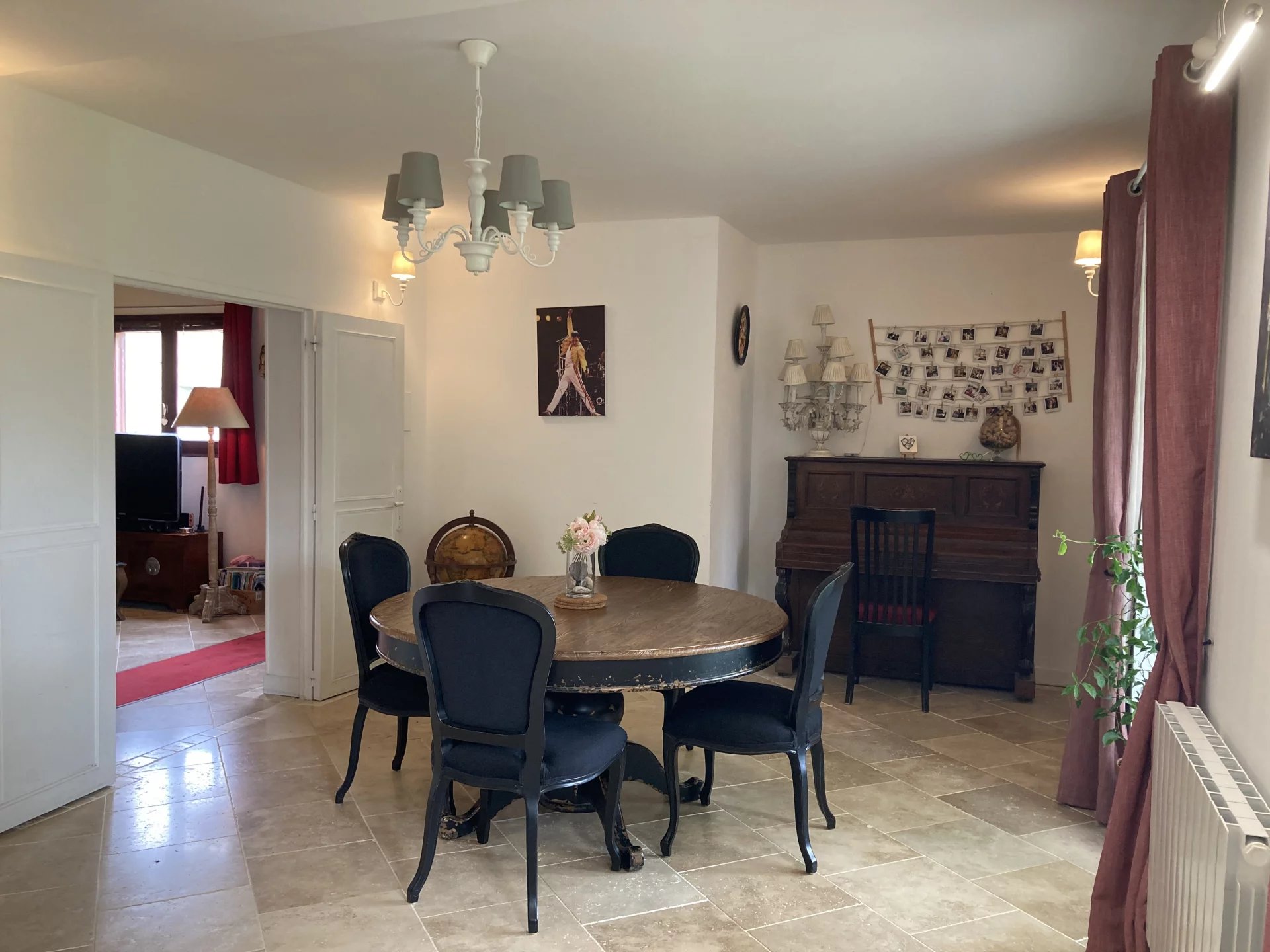 Country House with Guest House, Stables and Potential, Poitou-Charentes – France – BVI82911