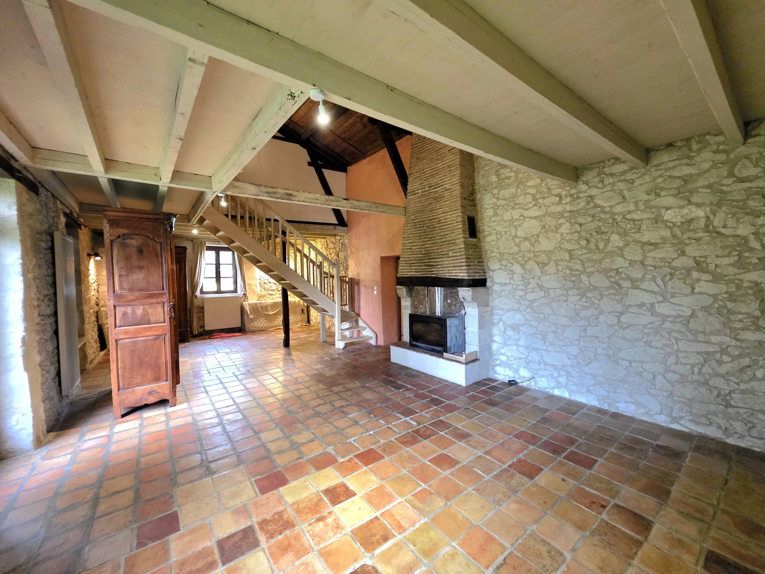 4 bed equestrian property with pool and countryside views, Aquitaine – France – BVI80543