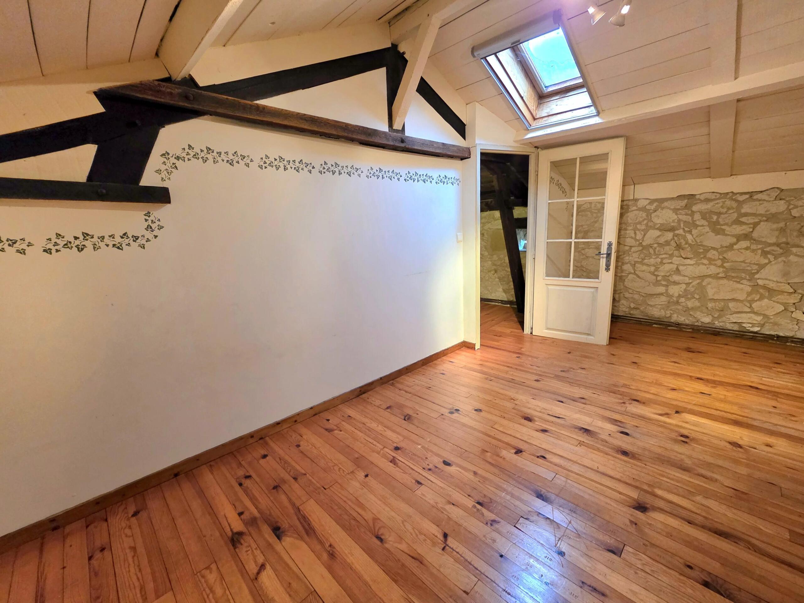 4 bed equestrian property with pool and countryside views, Aquitaine – France – BVI80543