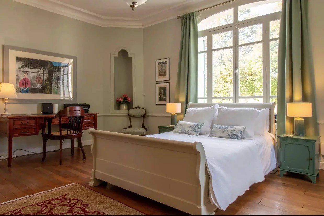 A Classic French Manor and Gîtes Overlooking the Dordogne, Aquitaine – France – BVI77446