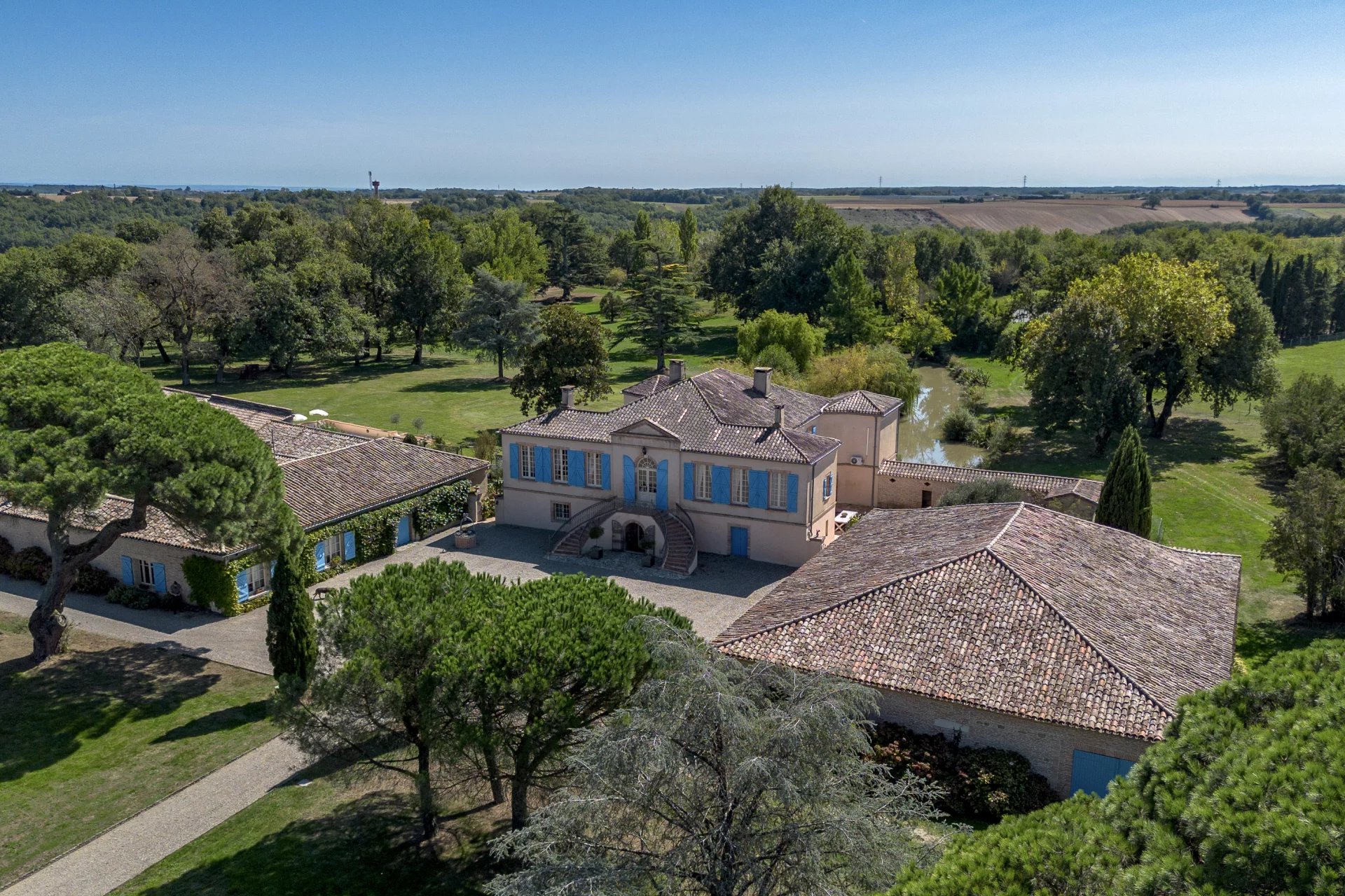 Superb country estate 45 minutes from Toulouse, Midi-Pyrénées – France – BVI71135