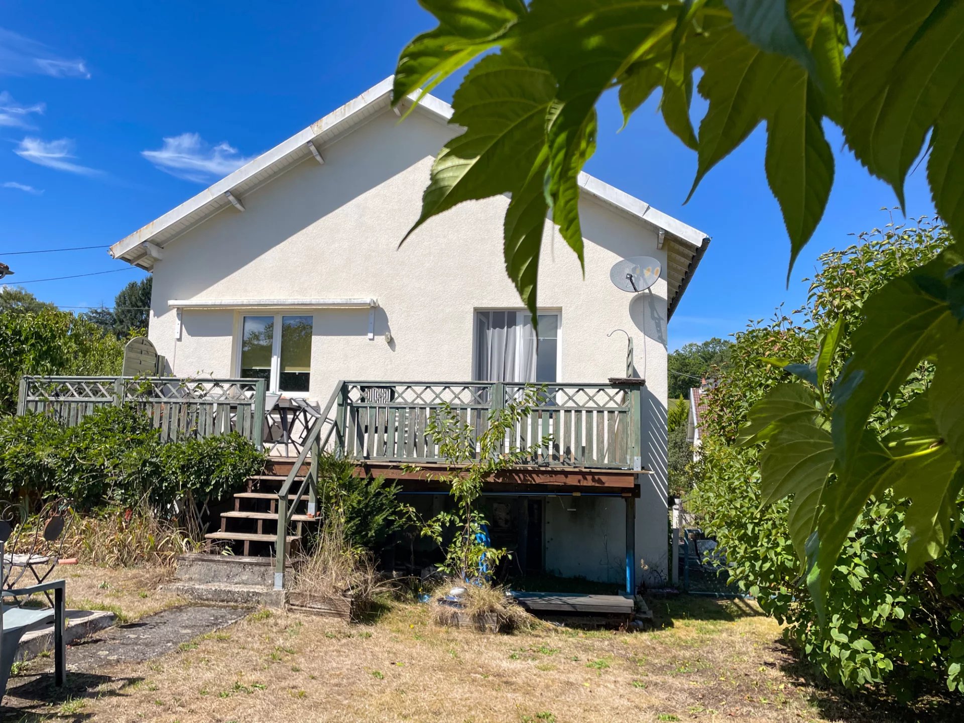 3 beds, 3 bath house with lovely swimming pool- edge of village location, Aquitaine – France – BVI82643