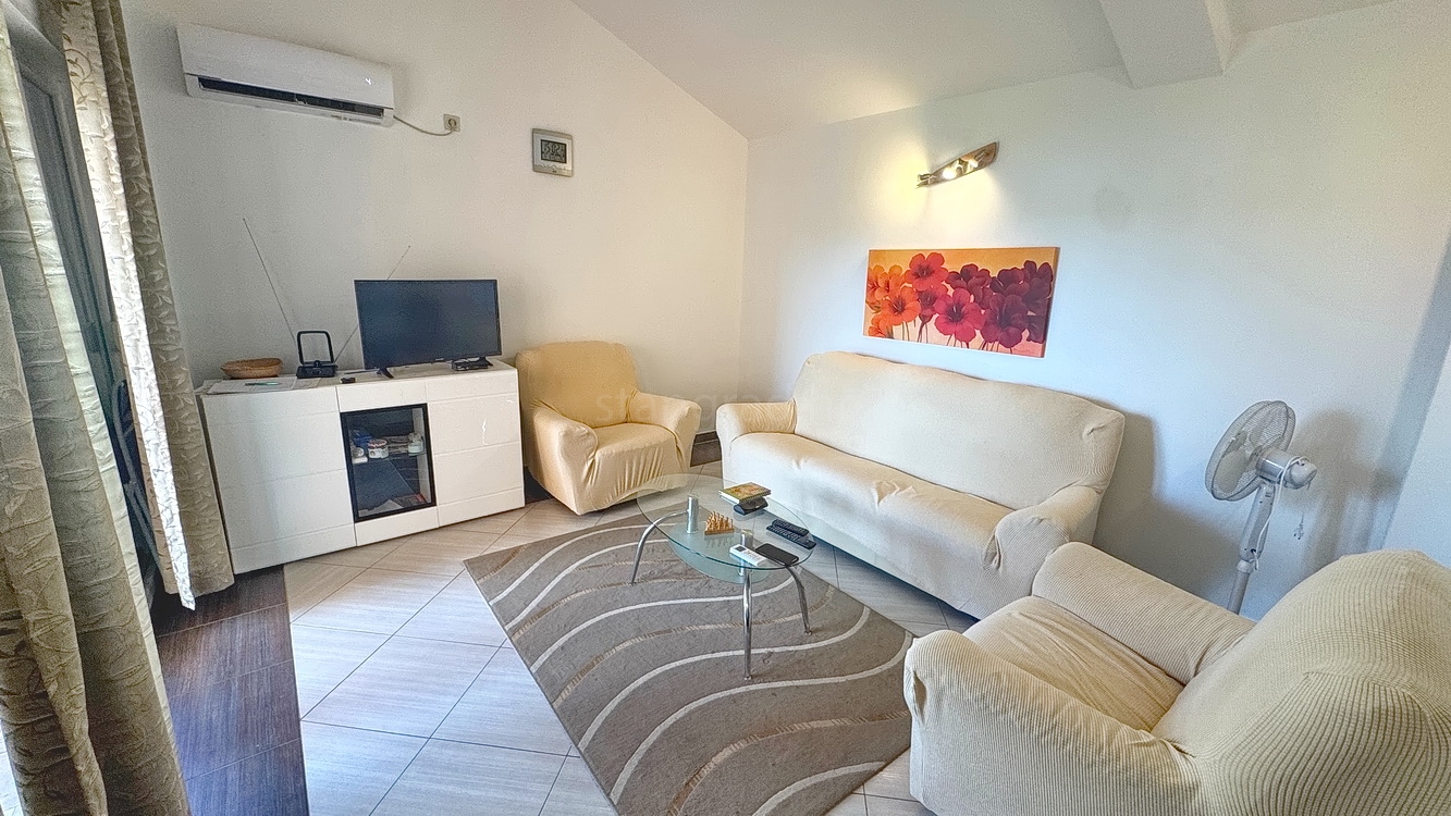 2 bedroom apartment in Dobrinj, Croatia – 103486