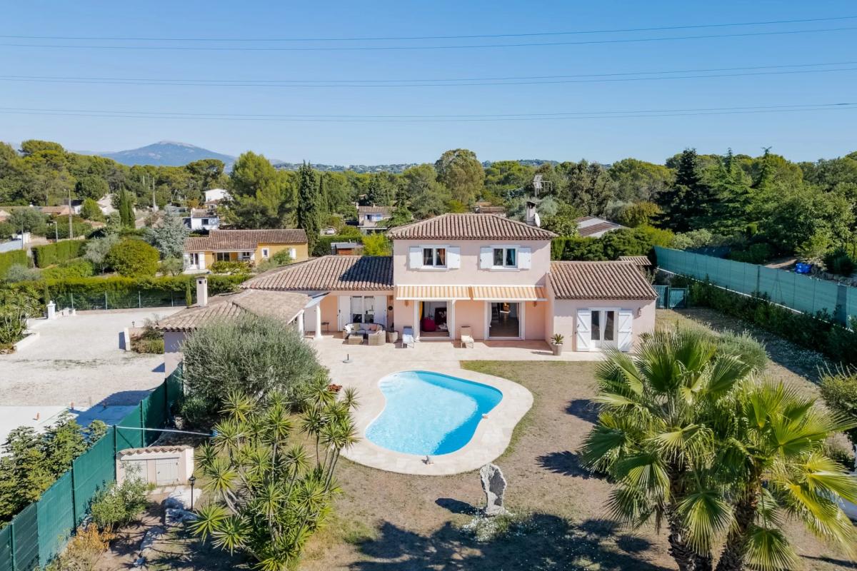 4 bedroom villa in Mouans-sartoux, Alpes-Maritimes, France – 12030382344
