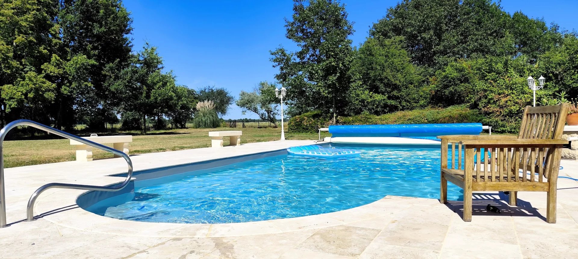 Beautifully renovated property with 5ha of land – not to be missed!, Poitou-Charentes – France – BVI82361