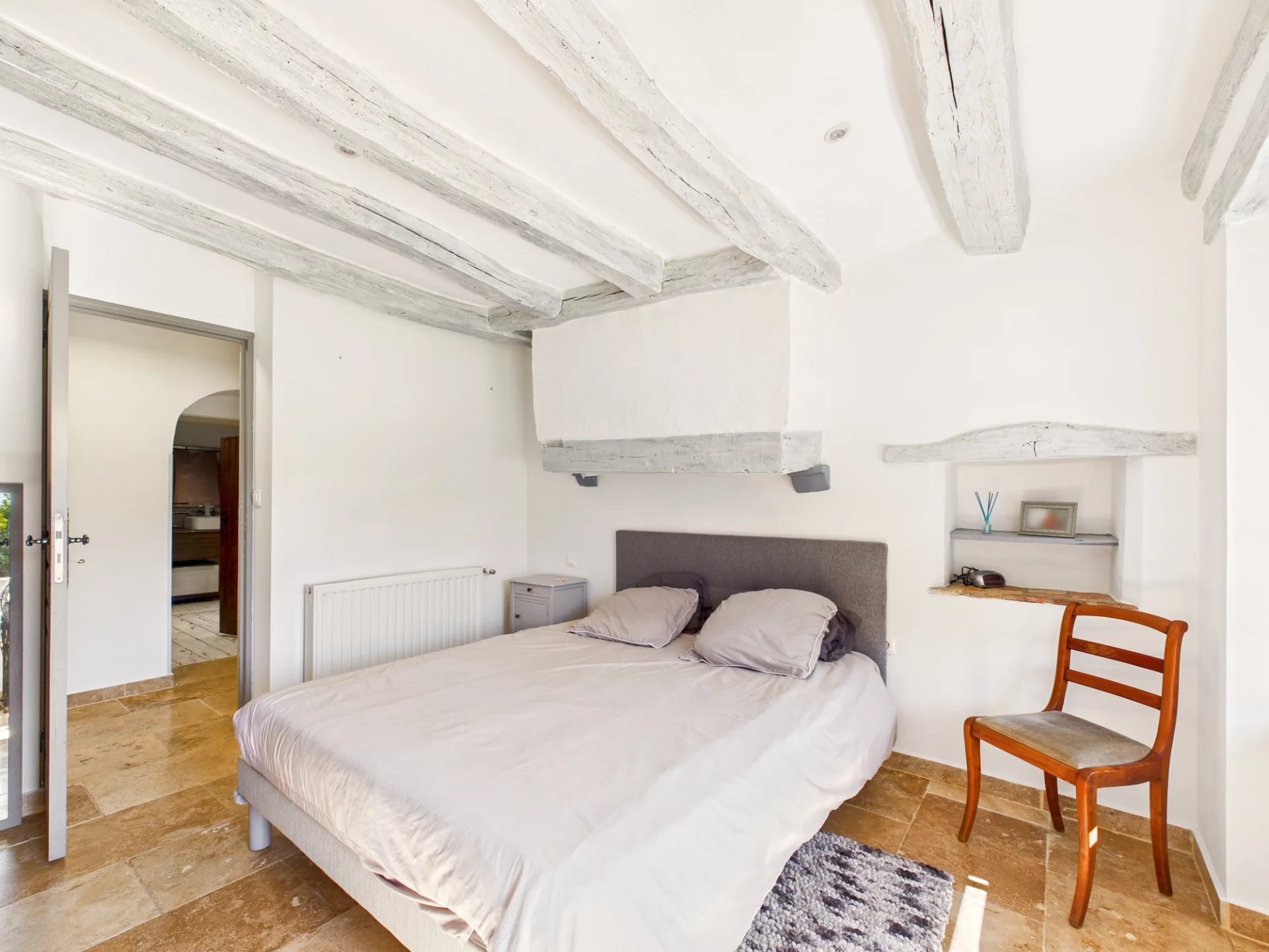 Beautifully renovated property with 5ha of land – not to be missed!, Poitou-Charentes – France – BVI82361