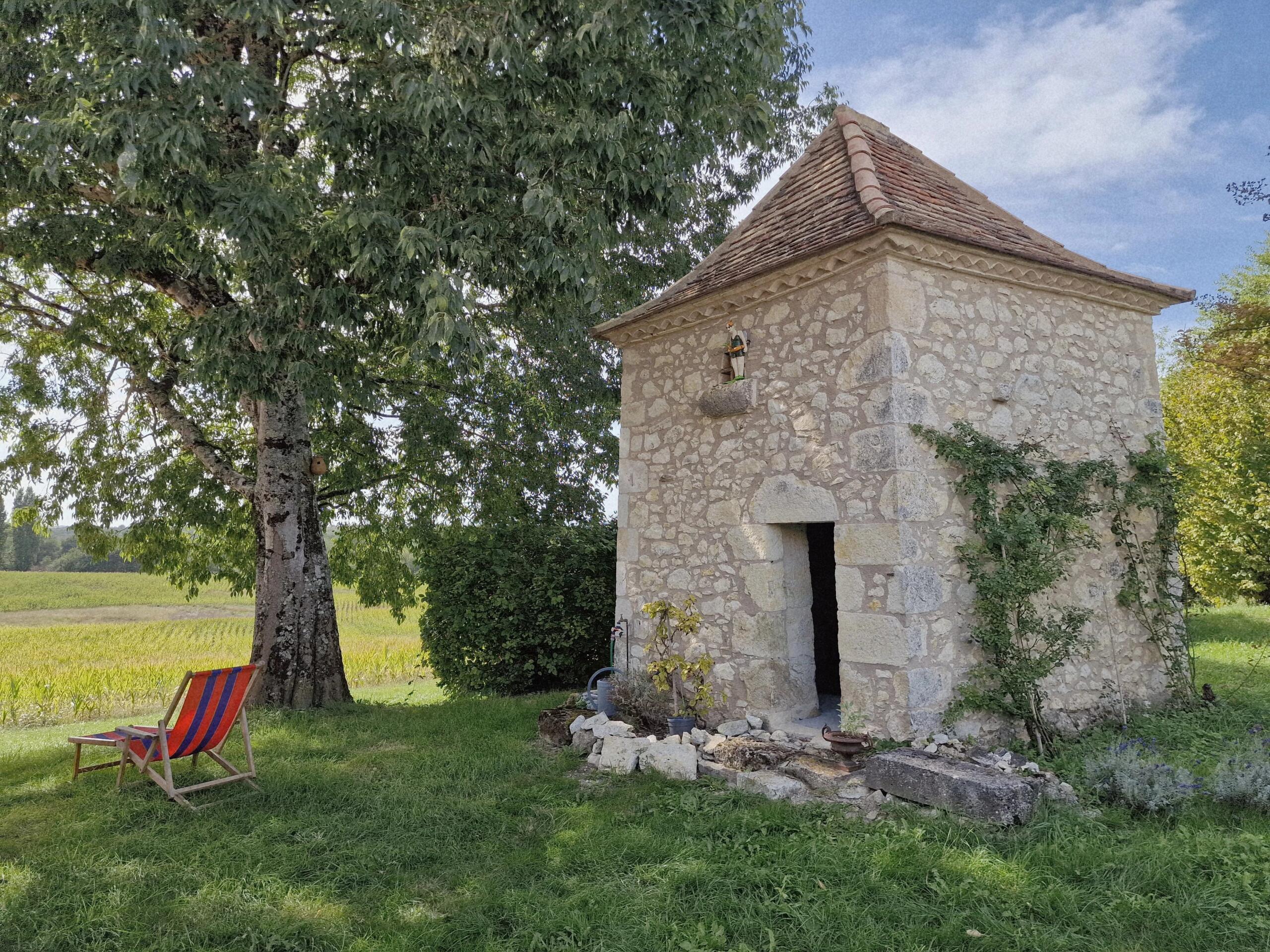 Beautifully located 3 bed stone house with extensive views, Aquitaine – France – BVI82440