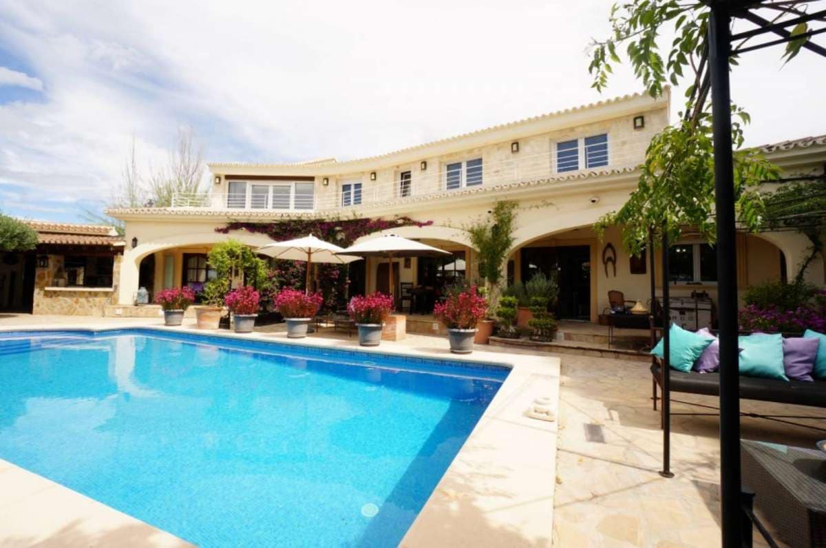 4 bedroom Villa in Calpe, Alicante, Spain – FCJETJV-295352