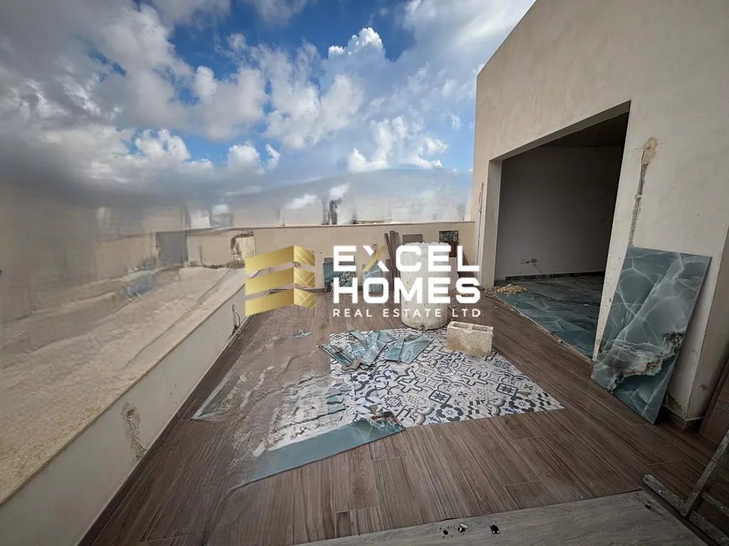 2 bedroom Penthouse in Zebbug, Malta – 64399