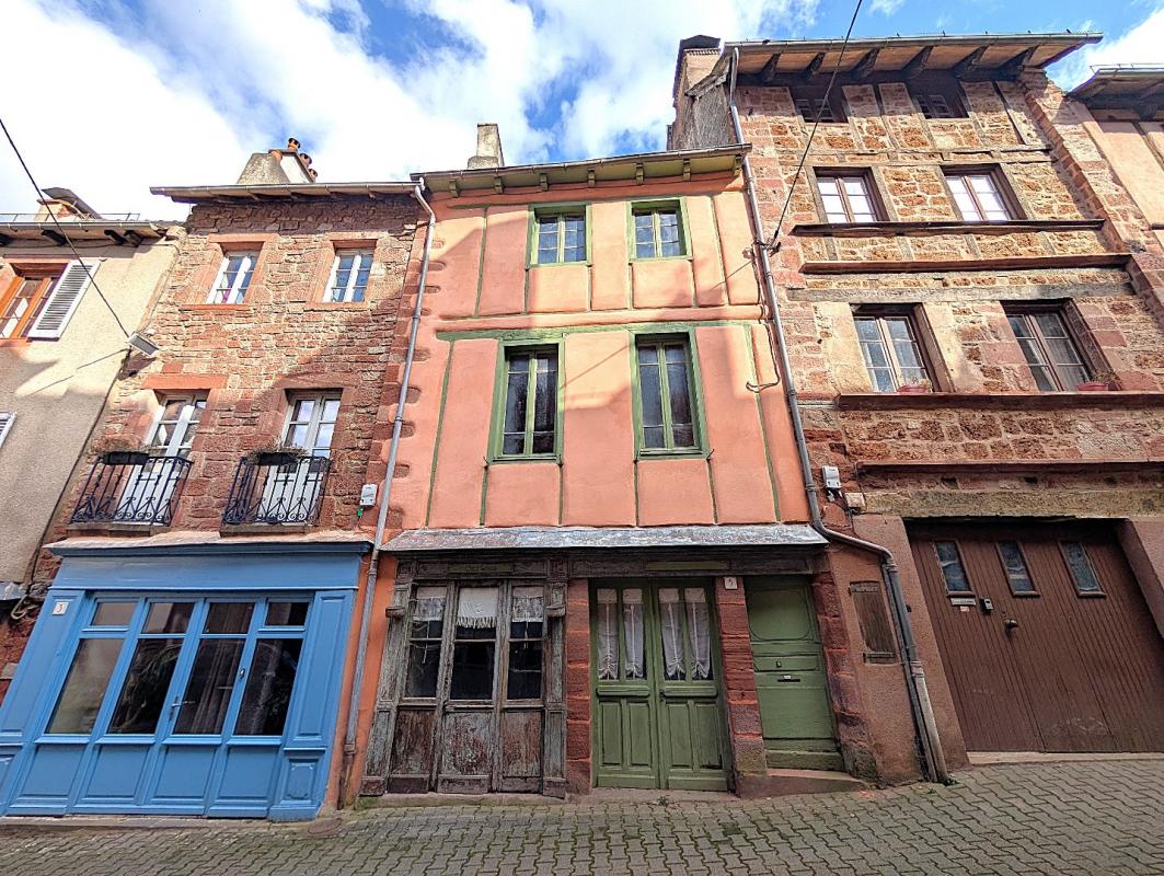 3 bedroom maison a renover in Villecomtal, Aveyron, France – 9DA048D6944B44C0