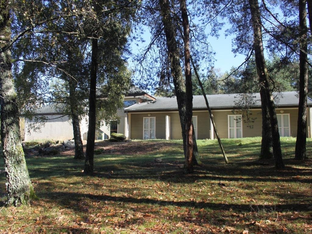 31 bedroom propriete in Egletons, Corrèze, France