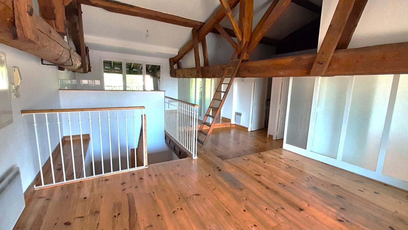 2 bedroom t3 in Carcassonne, Aude, France – B01C8E82F6584BD1