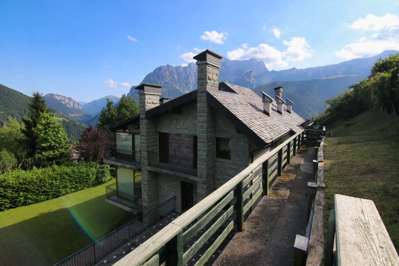 Val di Scalve, the stone villa a pearl in the mountains – V003232