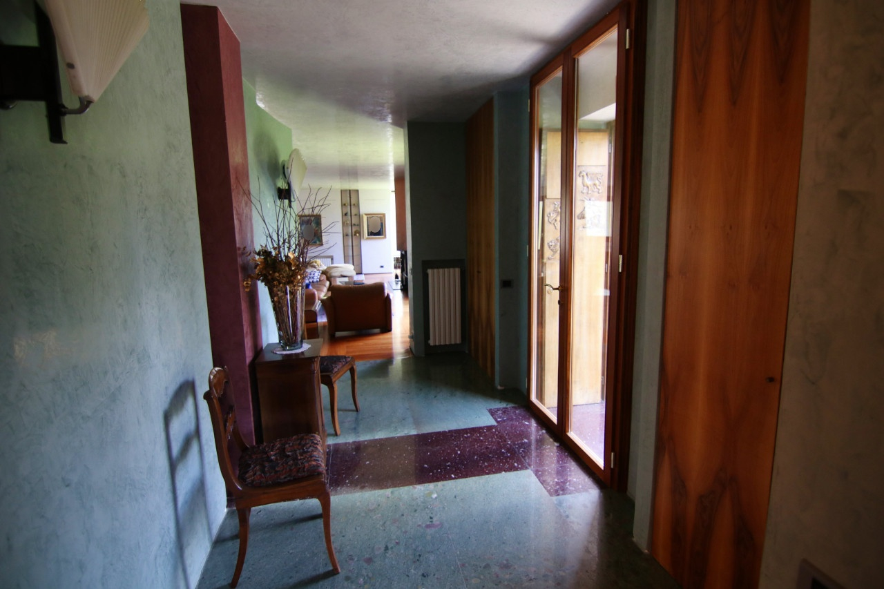 Val di Scalve, the stone villa a pearl in the mountains – V003232