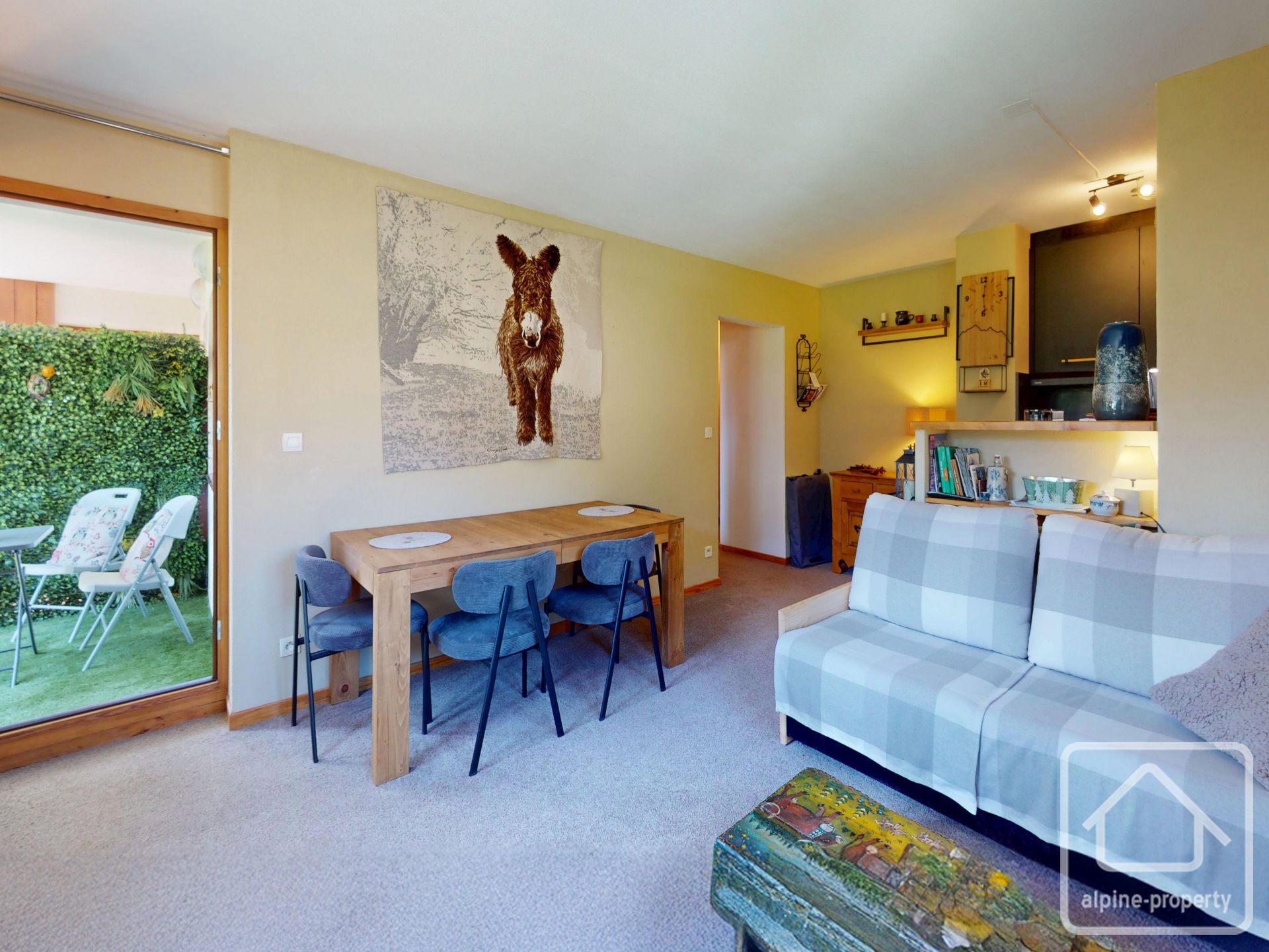 A Delightful One Bedroom Apartment, With Fabulous Uninterrupted Views,
In Samoens – APPTGRENAIRON