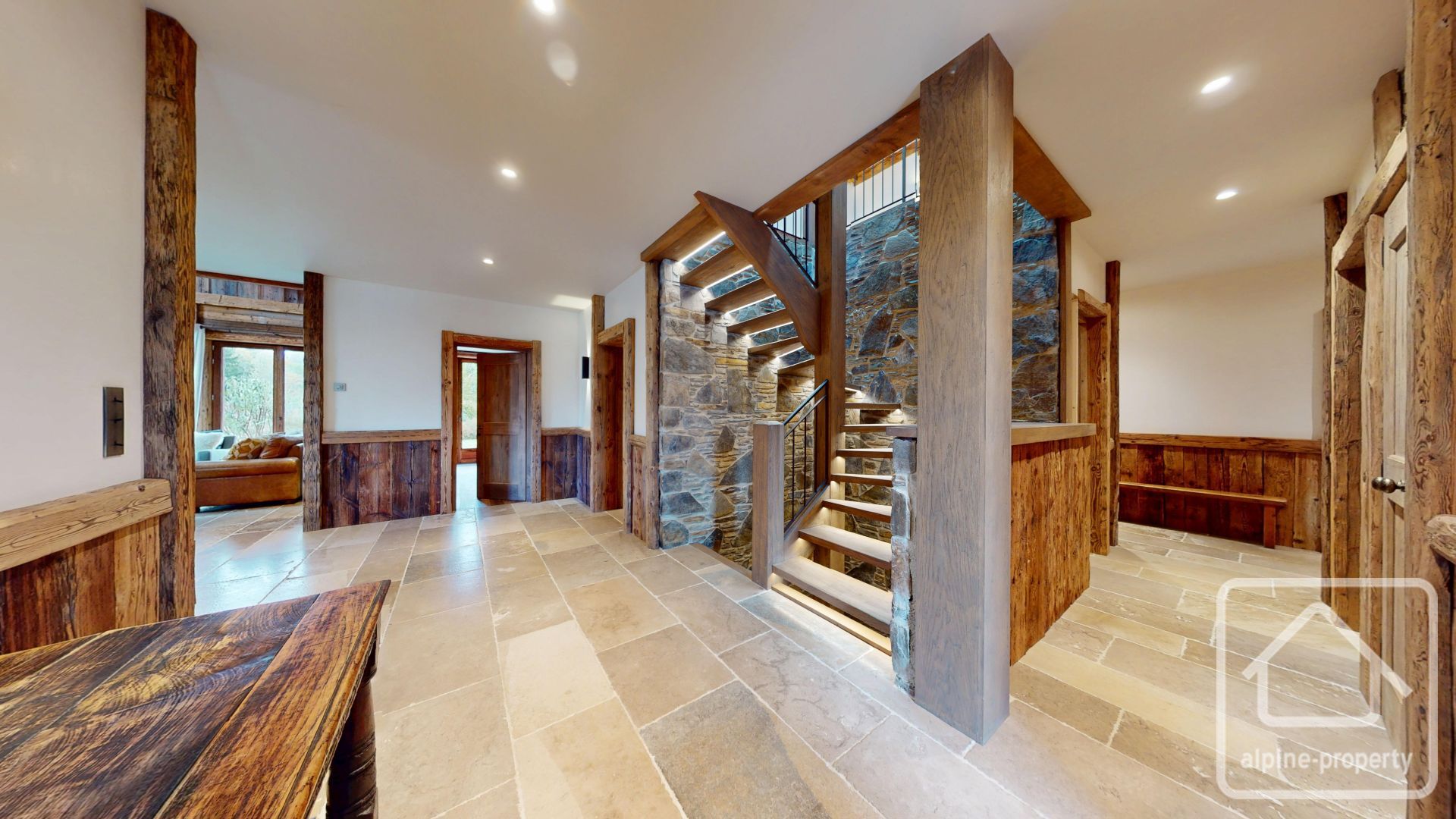 Spectacular Farmhouse On Large Private Land Plot, 5 Bedrooms, Panoramic Mountain Views, Close To Ski Lifts & Geneva – FERMEDELASOURCE