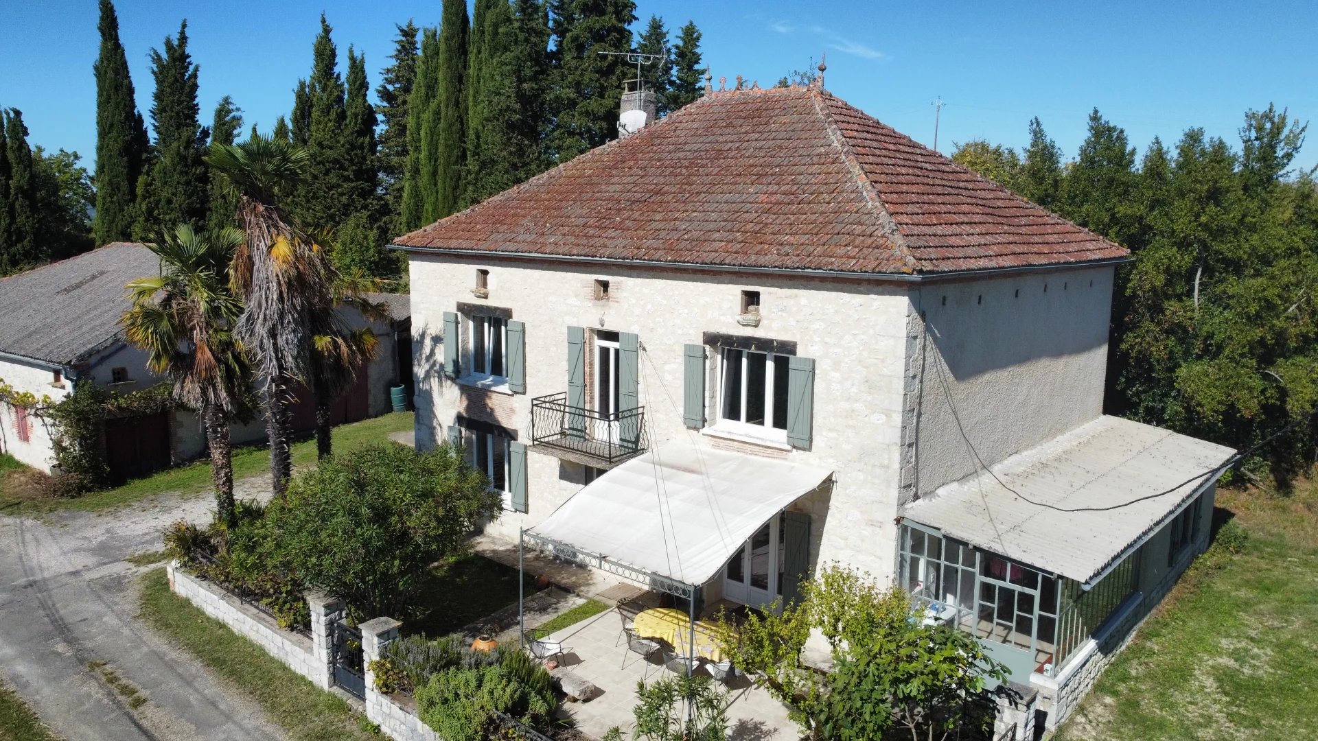 Lovely stone house with pool and views close Cazes Mondenard, Midi-Pyrénées – France – BVI82666