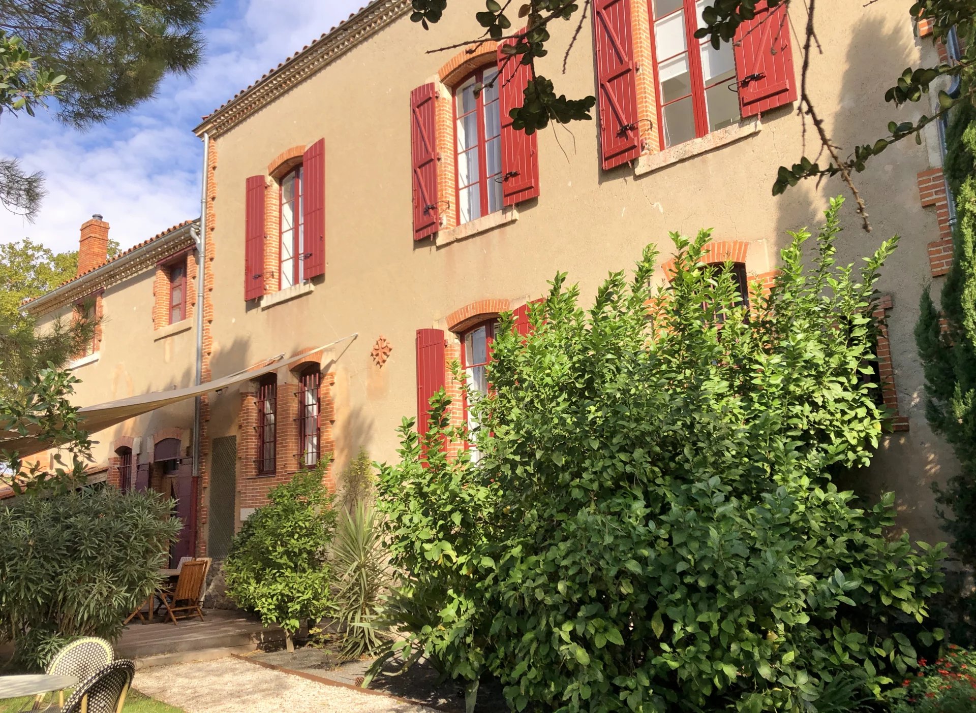 Castelnau d’Aude – Beautifully presented family house in heart of quiet village, Languedoc-Roussillon – France – BVI82978