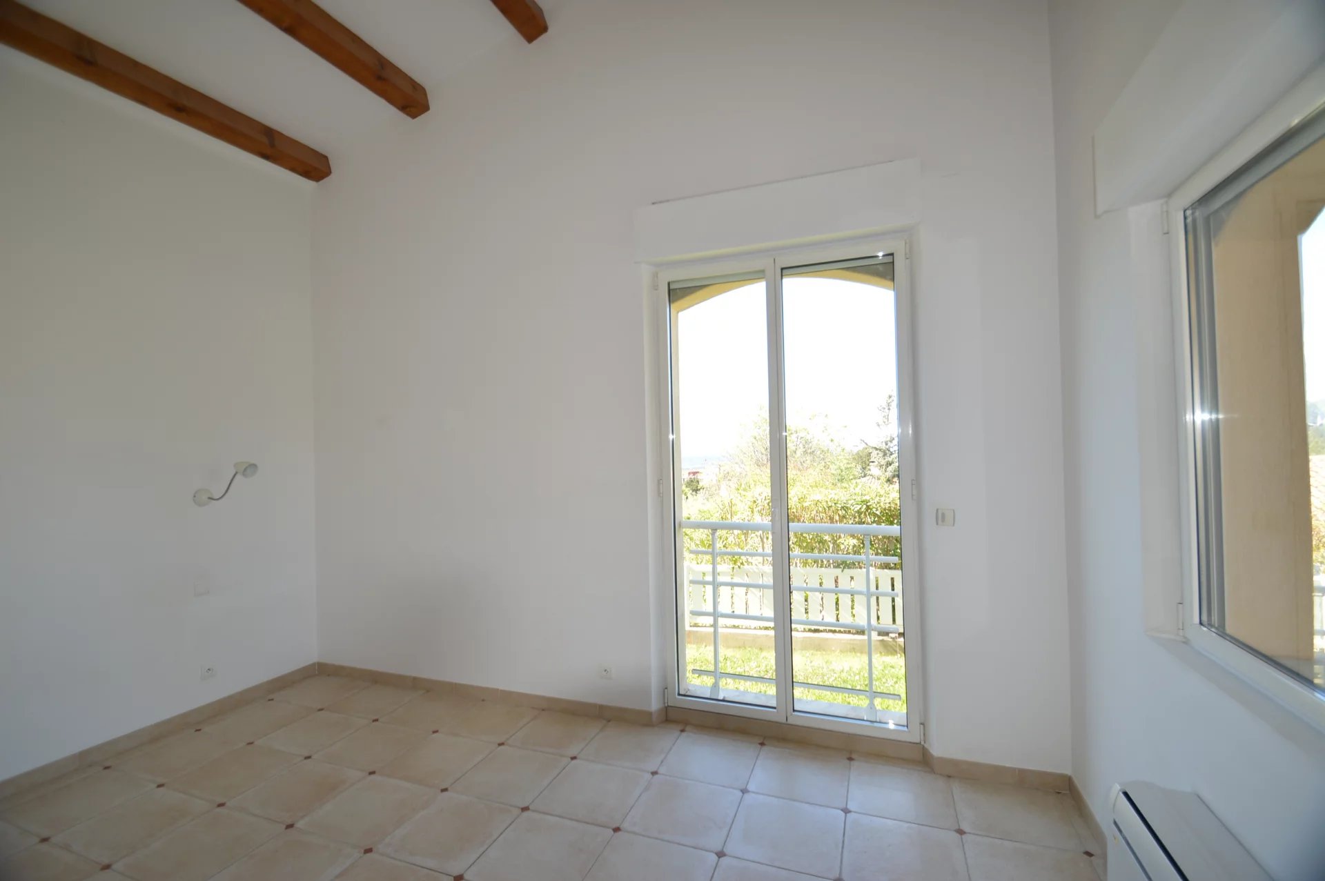 Contemporary Bastide next center, Provence-Alpes-Côte d’Azur – France – BVI80703