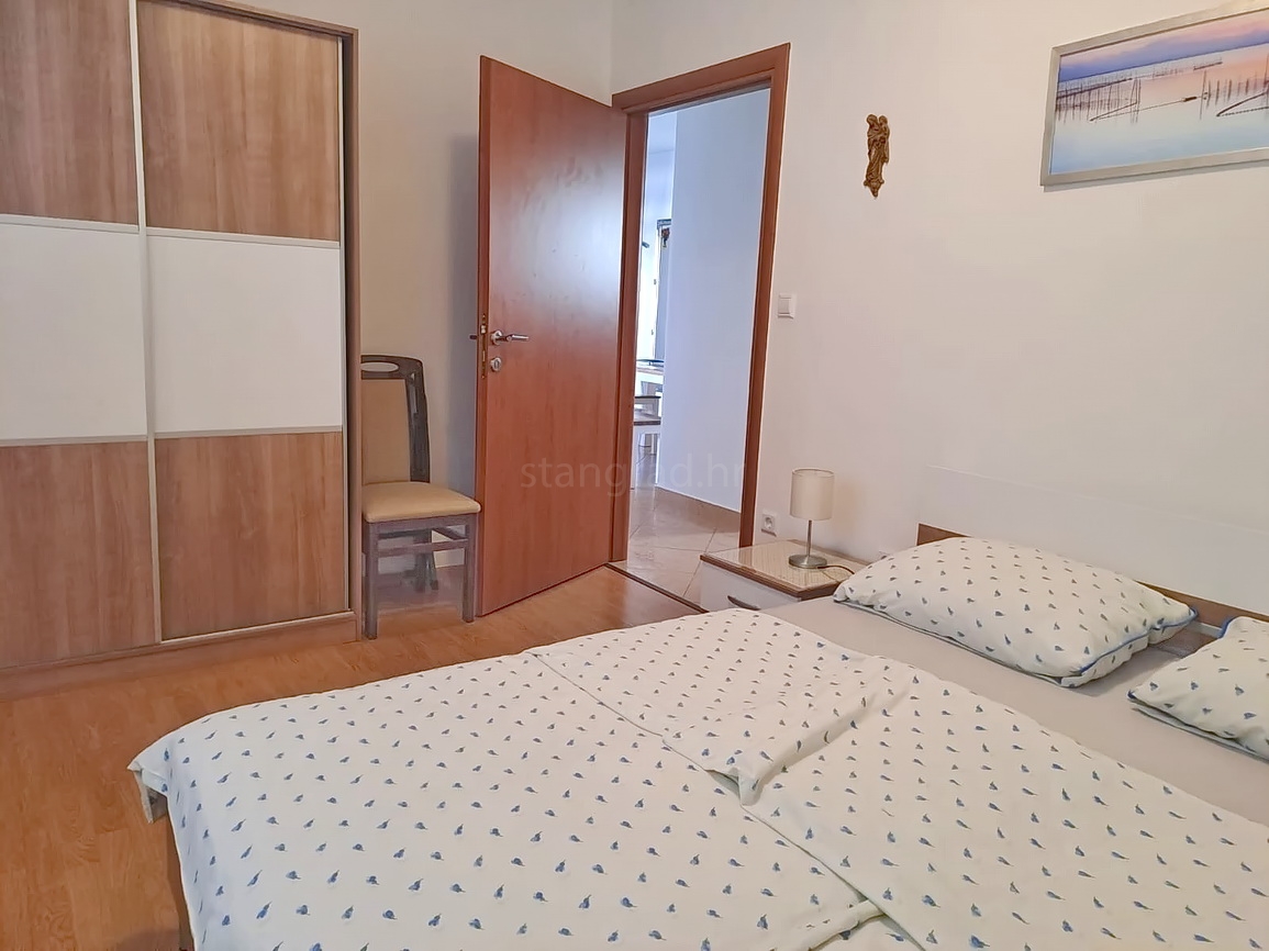 3 bedroom apartment in Dobrinj, Croatia – 103334