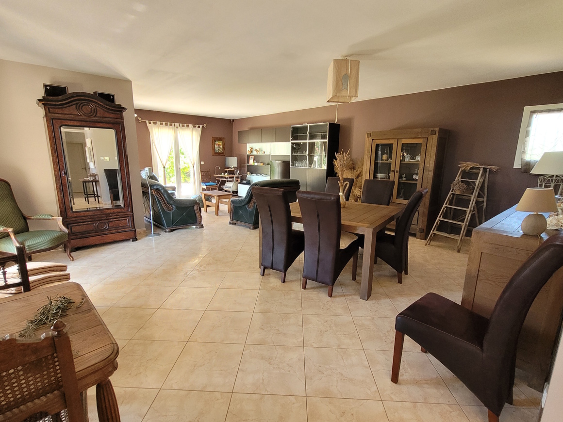 4 bedroom Detached House in Saint Genies De Fontedit, Herault, France – ls556400e