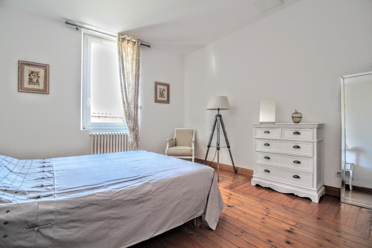 5 bedroom maison bourgeoise in Castelsarrasin, Tarn-et-Garonne, France – B5BC98F890704070