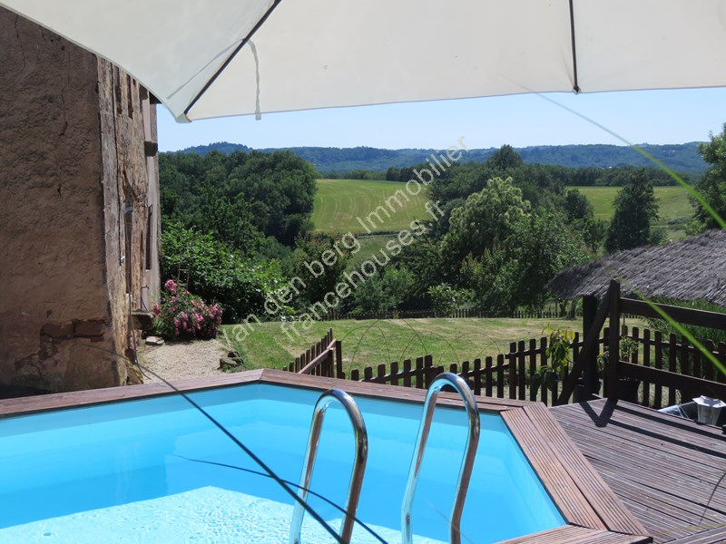 5 bedroom demeure in Louignac, Corrèze, France – C95D7704F9E54D1D