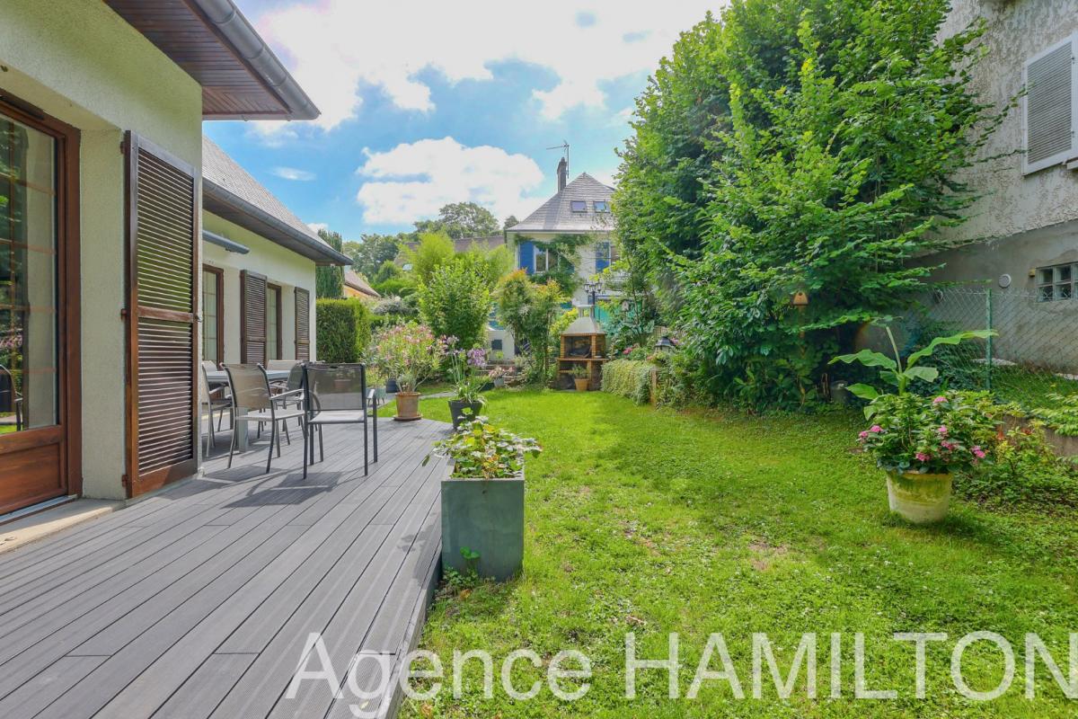 6 bedroom maison in L’etang La Ville, Yvelines, France – EE897BC83BE54057