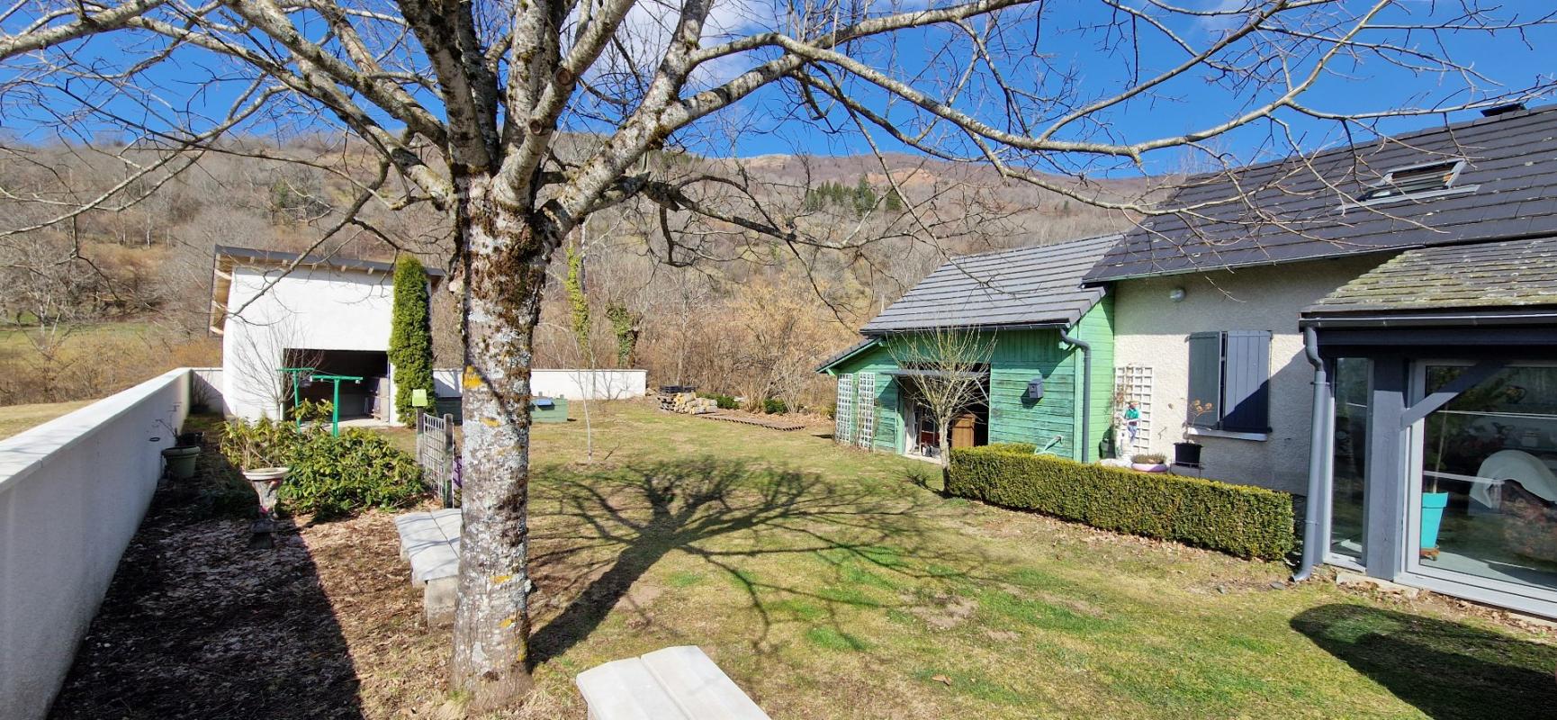 3 bedroom maison in Le Fau, Cantal, France – FAE1A8DB896B47C1