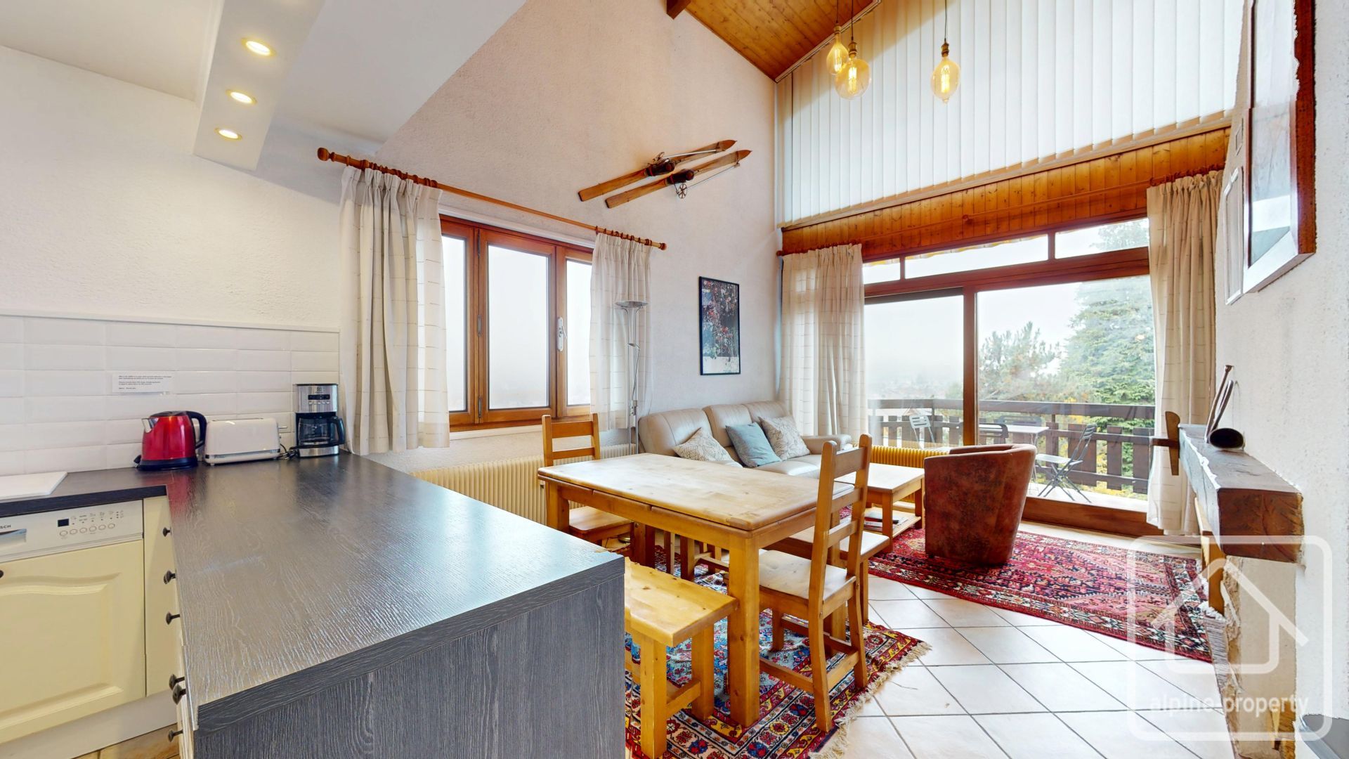 Central Apartment Close To The Ski Slopes, 3 Bedrooms, 2 Bathrooms, Balcony, Terrace, Cellar And Garage. – APPTLEPLENEY