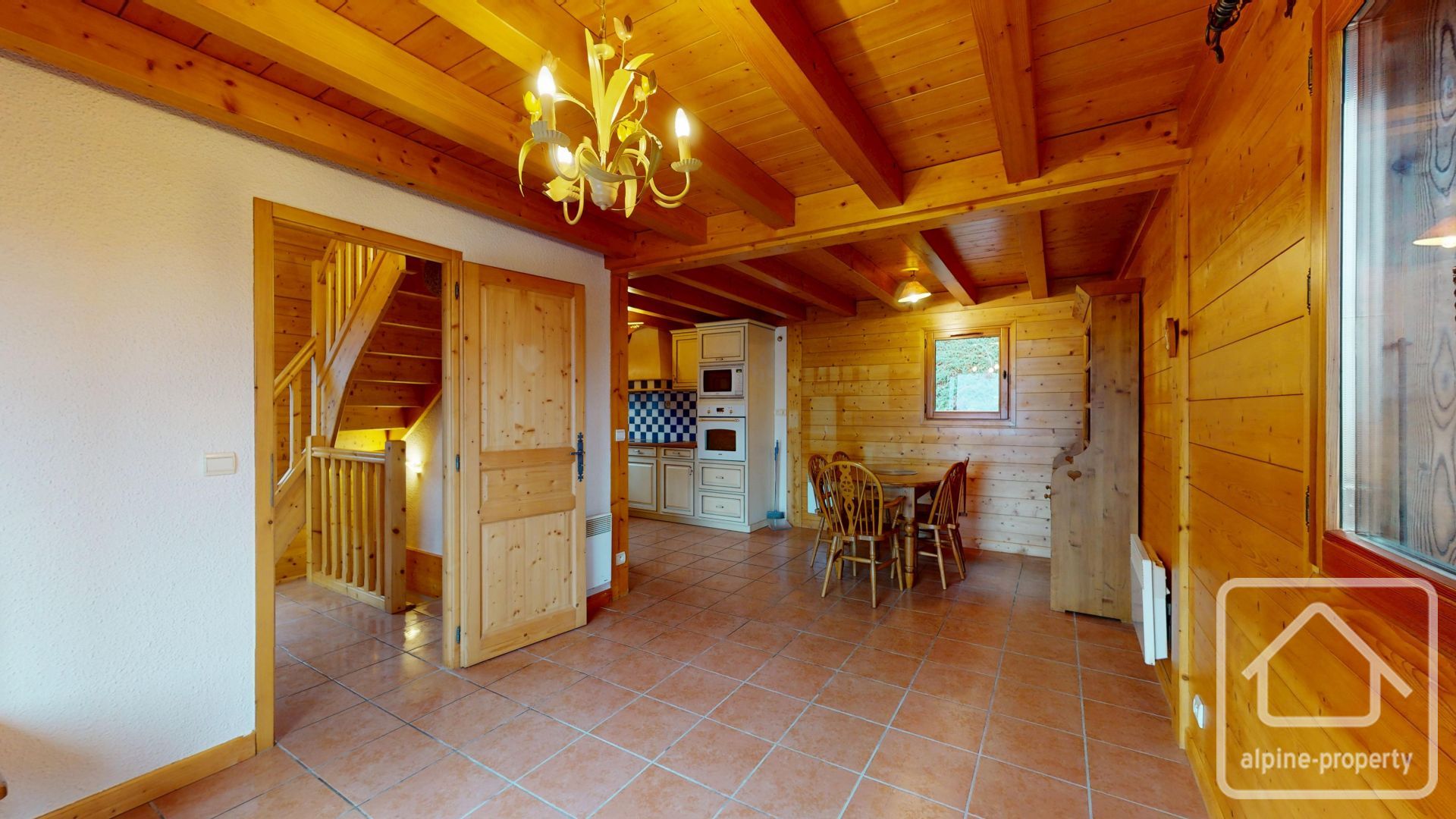 Sunny South-facing Chalet Above Verchaix With Terrace, Garden & Quality Finish, Ideal Alpine Retreat. – CHALETBUET